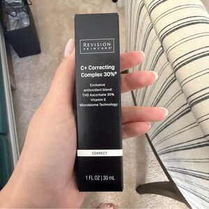 Revision Skincare C+ Correcting Complex 30% - Black